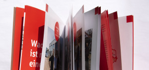 Frisches Design, überraschende Grafiken – die neue Erfolgsbilanz für die Sparkasse Dachau