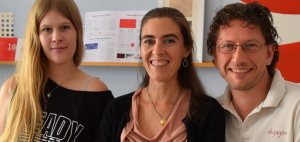 Unsere Praktikantin Sabrina mit Denise und Florian